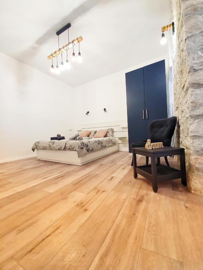 Ferienwohnung Polei Istria Pula Exterior foto
